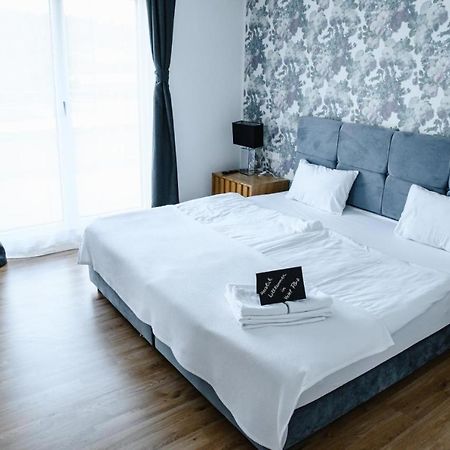 Hotel Flora Швебиш-Гмюнд Экстерьер фото